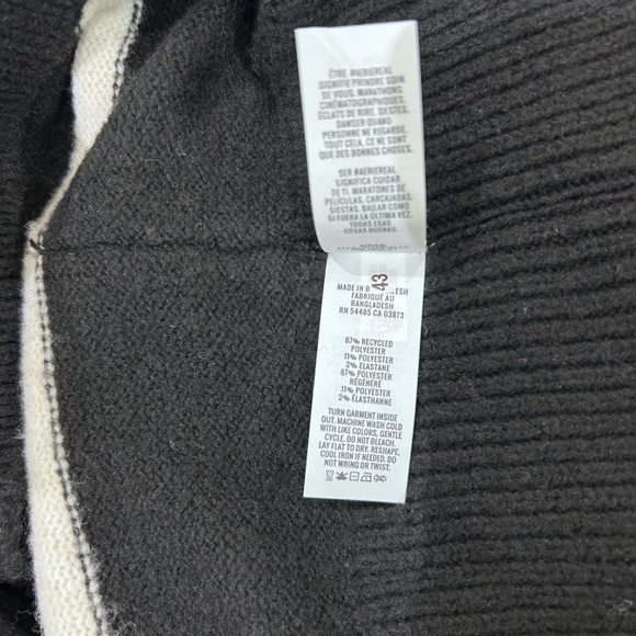 Aerie V-Neck Collar Sweater Long Sleeve Black White Stripes Women’s NWT Size M - Picture 11 of 11